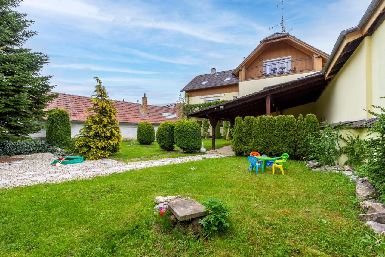 Apartmanovy Dum Vilemovice Bagian luar foto