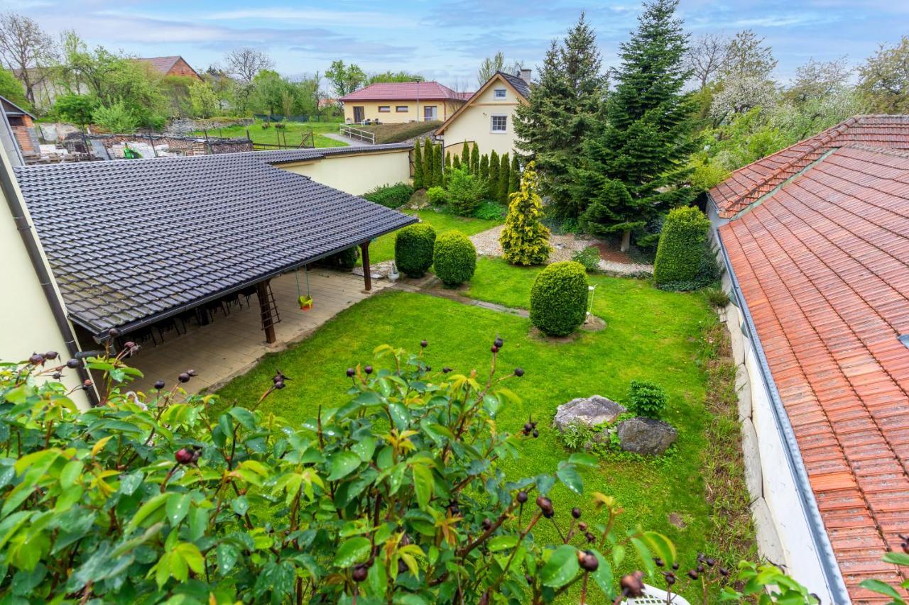 Apartmanovy Dum Vilemovice Bagian luar foto