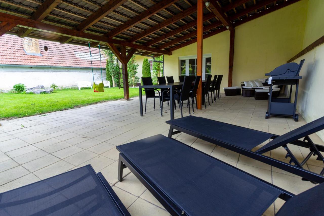Apartmanovy Dum Vilemovice Bagian luar foto